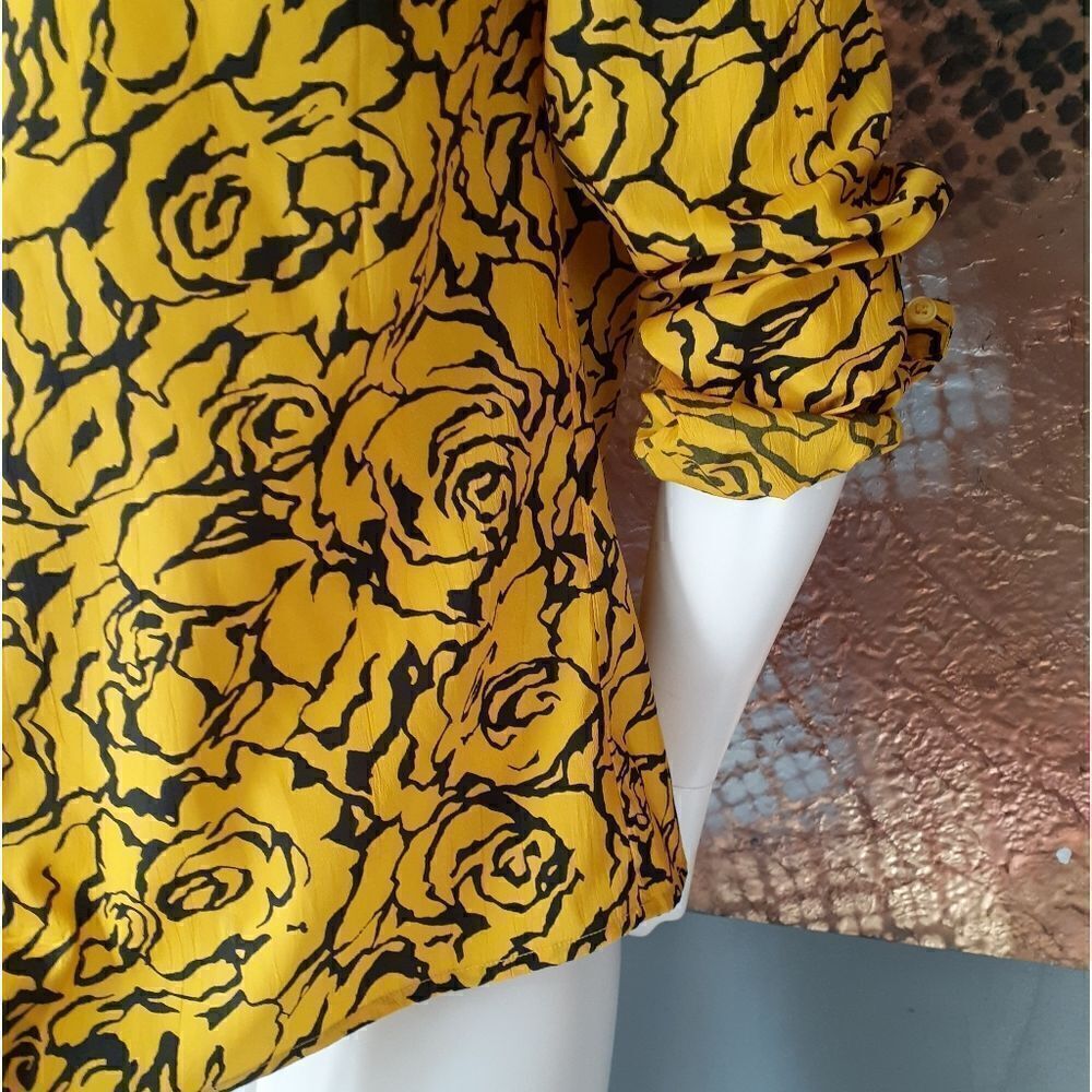 Vintage Abstract Print Button Down Shirt - Picture 8 of 11